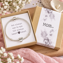 Silver mom bracelet. Pandora style mom charm bracelet. Gift for mom. Mother’s Day present 