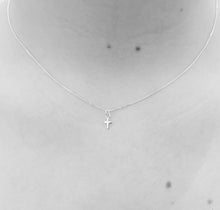 tiny silver cross necklace